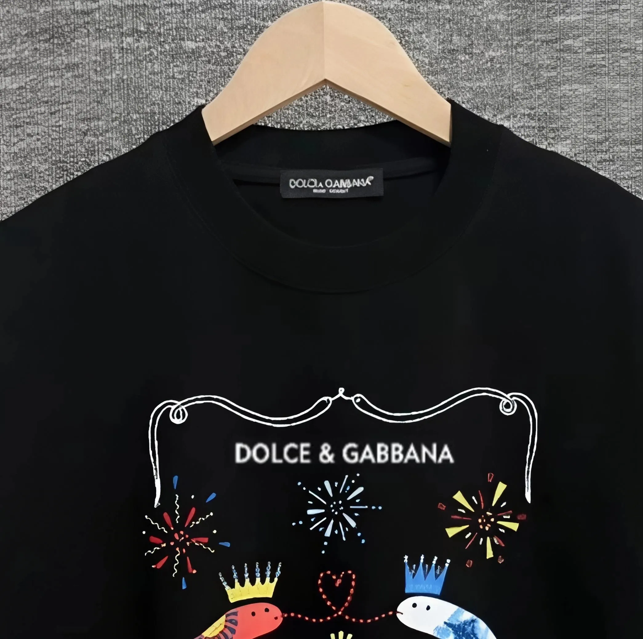 DG* 2025 logo t Same Style Size： S （90-130 ） M （120-150 ） L （140-165 ） XL （160-180 ） XXL （180 ） ：Black Red